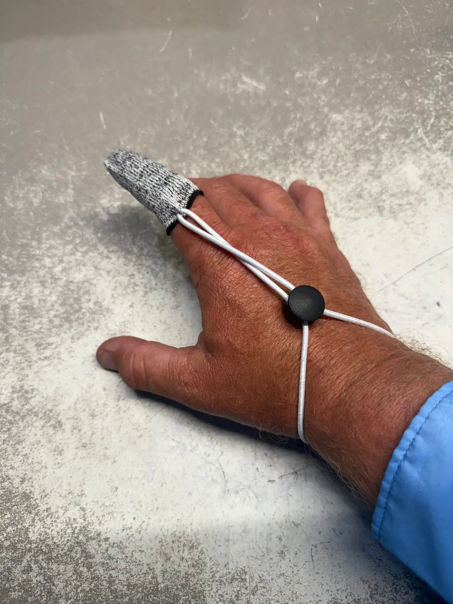 Gray Casting Finger Guard